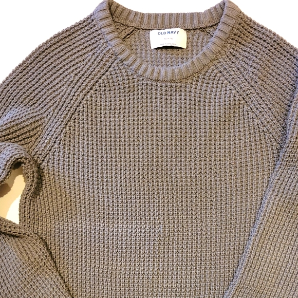 Old Navy Crew Neck Knitted Cable Sweater - Picture 4 of 4